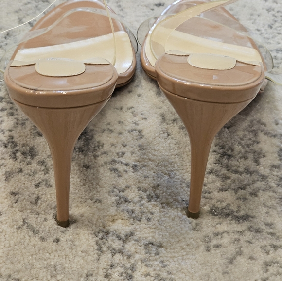 New Christian Louboutin Just Nothing Tan Women's Shoes In Size 39 - Picture 8 of 9